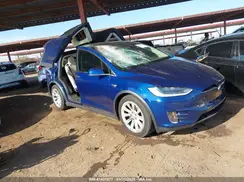 5YJXCBE26JF101879 2018 TESLA MODEL X