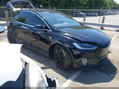 5YJXCBE26JF139256 2018 TESLA MODEL X