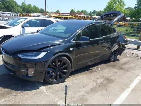 5YJXCBE26JF139256 2018 TESLA MODEL X - Image 2