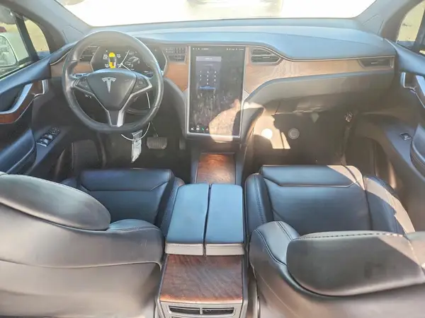 5YJXCBE26JF139905 2018 TESLA MODEL X - Image 8
