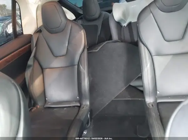 5YJXCBE26JF140293 2018 TESLA MODEL X - Image 8