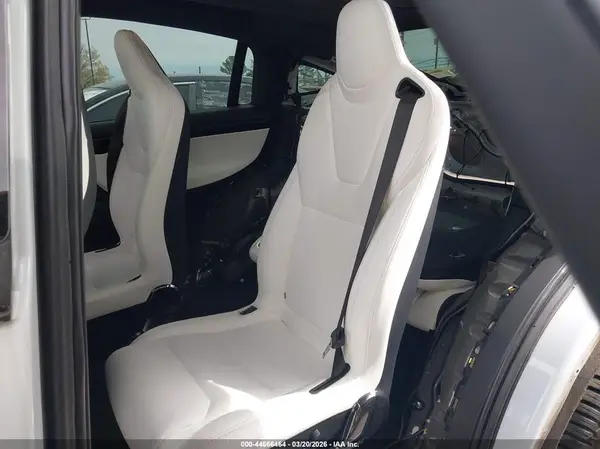 5YJXCBE26KF160805 2019 TESLA MODEL X - Image 8