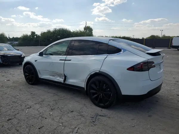 5YJXCBE26KF185168 2019 TESLA MODEL X - Image 2