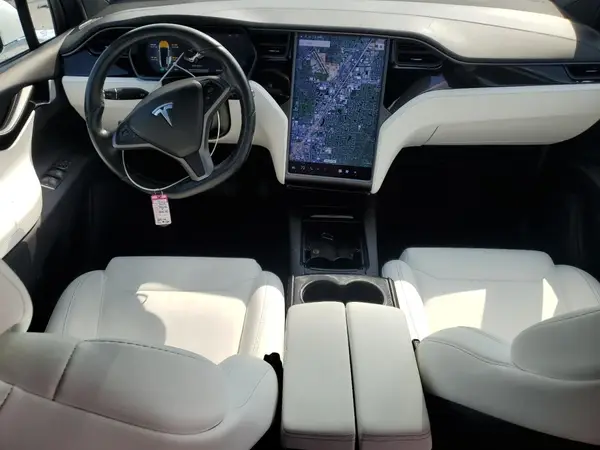 5YJXCBE26KF185168 2019 TESLA MODEL X - Image 8