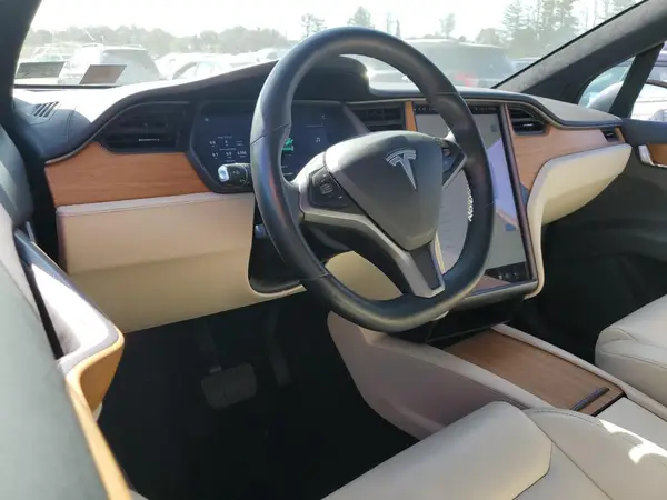 5YJXCBE26LF228747 2020 TESLA MODEL X - Image 8