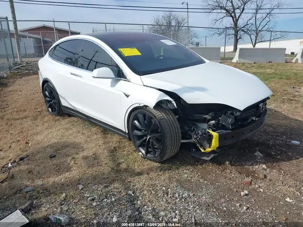 5YJXCBE26LF239280 2020 TESLA MODEL X - Image 1