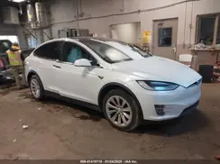 5YJXCBE26LF248836 2020 TESLA MODEL X