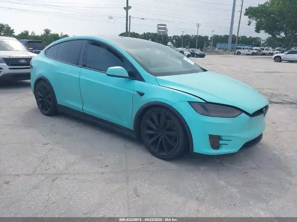 5YJXCBE26LF249243 2020 TESLA MODEL X - Image 1