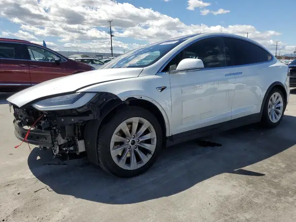 5YJXCBE26LF249971 2020 TESLA MODEL X - Image 1