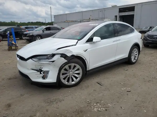 5YJXCBE26LF300112 2020 TESLA MODEL X - Image 1