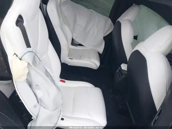 5YJXCBE26LF301504 2020 TESLA MODEL X - Image 8