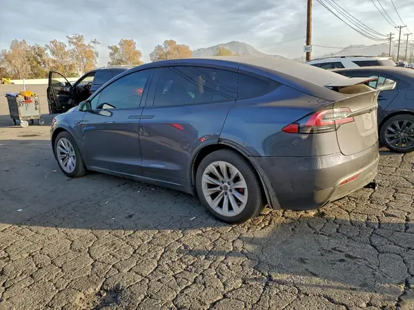 5YJXCBE27GF004523 2016 TESLA MODEL X - Image 2