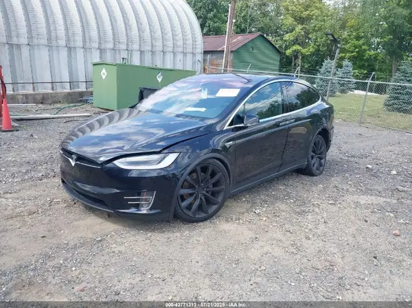 5YJXCBE27GF010855 2016 TESLA MODEL X - Image 2