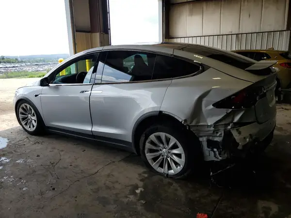 5YJXCBE27GF018275 2016 TESLA MODEL X - Image 2