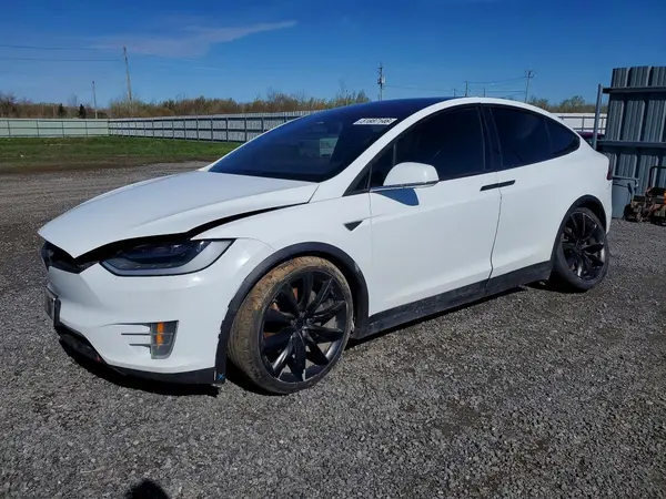 5YJXCBE27GF021807 2016 TESLA MODEL X - Image 1