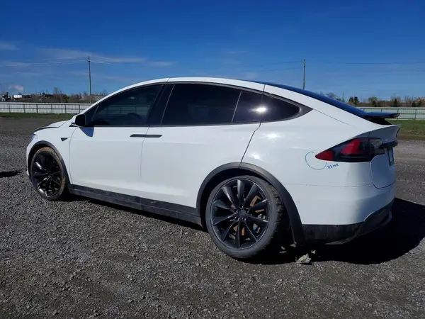 5YJXCBE27GF021807 2016 TESLA MODEL X - Image 2