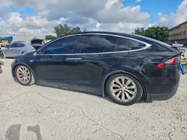 5YJXCBE27GF022150 2016 TESLA MODEL X - Image 2