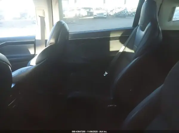 5YJXCBE27GF027090 2016 TESLA MODEL X - Image 8