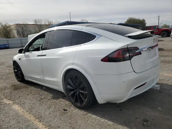 5YJXCBE27GF027266 2016 TESLA MODEL X - Image 2