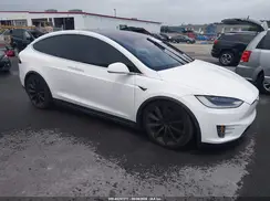 5YJXCBE27HF024899 2017 TESLA MODEL X