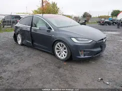 5YJXCBE27HF035269 2017 TESLA MODEL X