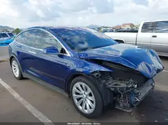 5YJXCBE27HF043615 2017 TESLA MODEL X