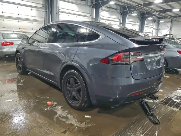 5YJXCBE27HF044411 2017 TESLA MODEL X - Image 2