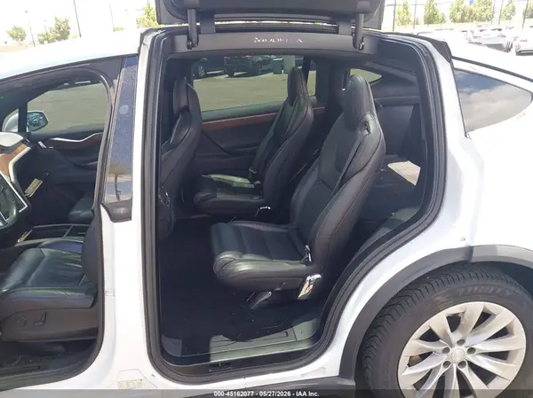 5YJXCBE27HF048135 2017 TESLA MODEL X - Image 8