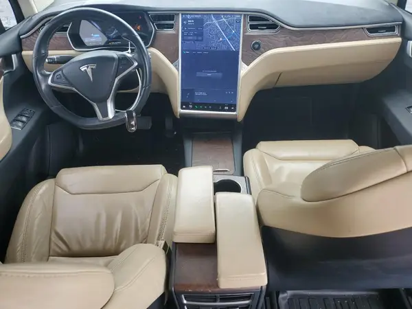 5YJXCBE27HF050211 2017 TESLA MODEL X - Image 8