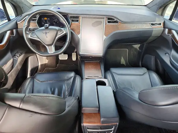5YJXCBE27HF051309 2017 TESLA MODEL X - Image 8