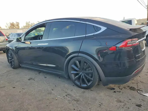 5YJXCBE27HF051438 2017 TESLA MODEL X - Image 2
