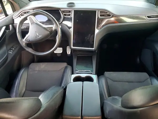5YJXCBE27HF051438 2017 TESLA MODEL X - Image 8