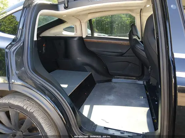 5YJXCBE27HF070121 2017 TESLA MODEL X - Image 8
