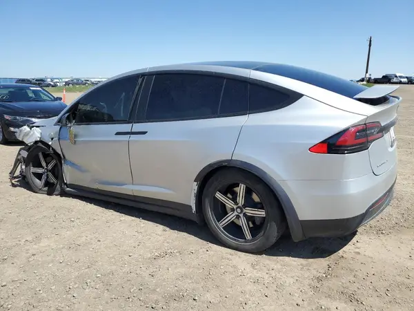 5YJXCBE27HF075593 2017 TESLA MODEL X - Image 2