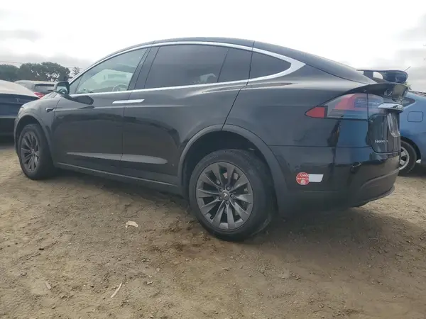 5YJXCBE27HF079045 2017 TESLA MODEL X - Image 2