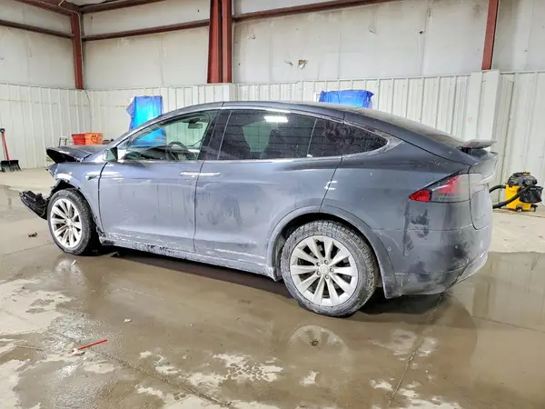 5YJXCBE27JF091363 2018 TESLA MODEL X - Image 2