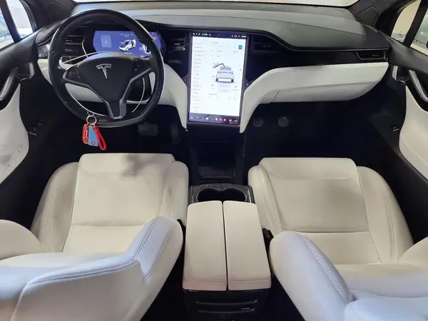 5YJXCBE27JF101373 2018 TESLA MODEL X - Image 8