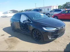 5YJXCBE27JF101499 2018 TESLA MODEL X