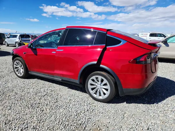 5YJXCBE27JF109344 2018 TESLA MODEL X - Image 2