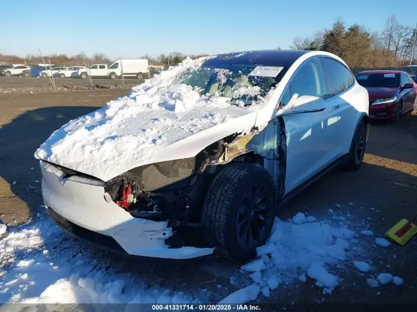 5YJXCBE27JF113037 2018 TESLA MODEL X - Image 2