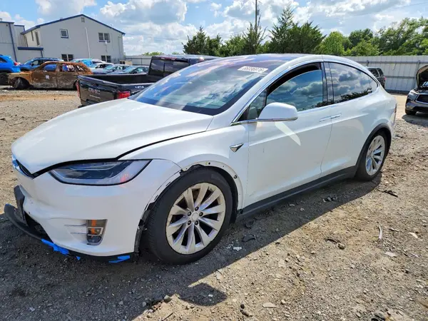 5YJXCBE27JF118514 2018 TESLA MODEL X - Image 1
