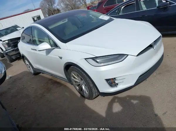 5YJXCBE27JF121834 2018 TESLA MODEL X - Image 1