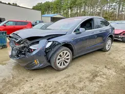 5YJXCBE27JF137841 2018 TESLA MODEL X