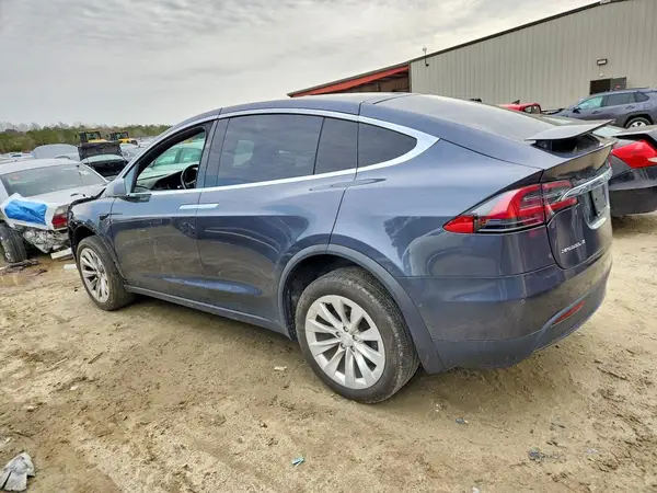 5YJXCBE27JF137841 2018 TESLA MODEL X - Image 2