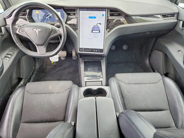 5YJXCBE27JF137841 2018 TESLA MODEL X - Image 8