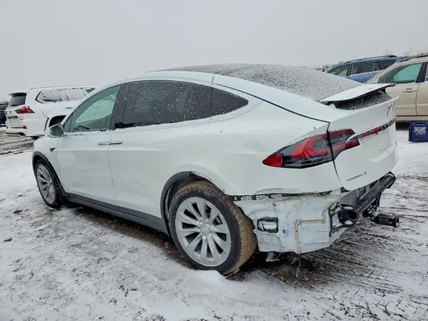 5YJXCBE27JF138505 2018 TESLA MODEL X - Image 2