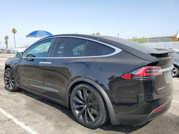 5YJXCBE27JF138696 2018 TESLA MODEL X - Image 2