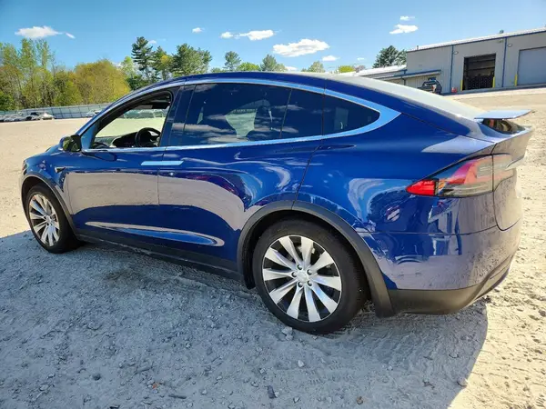 5YJXCBE27KF184885 2019 TESLA MODEL X - Image 2