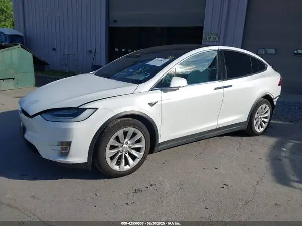 5YJXCBE27LF242169 2020 TESLA MODEL X - Image 2