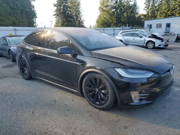 2020 TESLA MODEL X COPART lot 81471215 auction photo 4